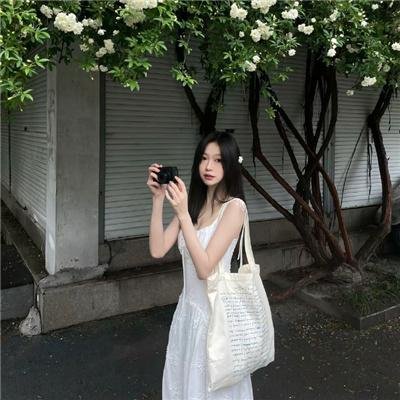 大小姐才不会玩格斗游戏